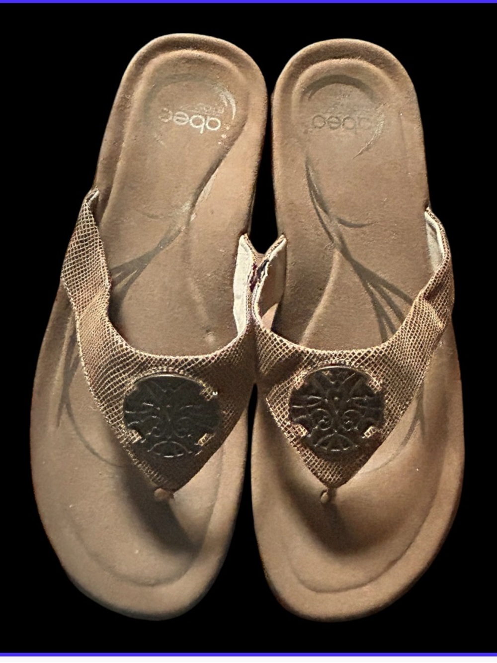 Abeo Flip Flops sz 10 Women Comfort Sandals Faux Leather sz 10